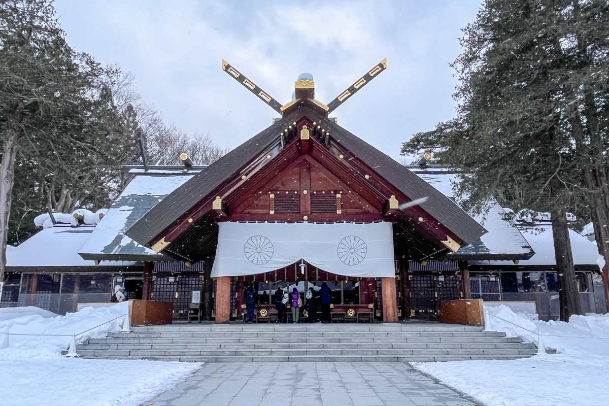 北海道雪景｜札幌「北海道神宮」買御守及神籤、交通及必吃美食都看這篇