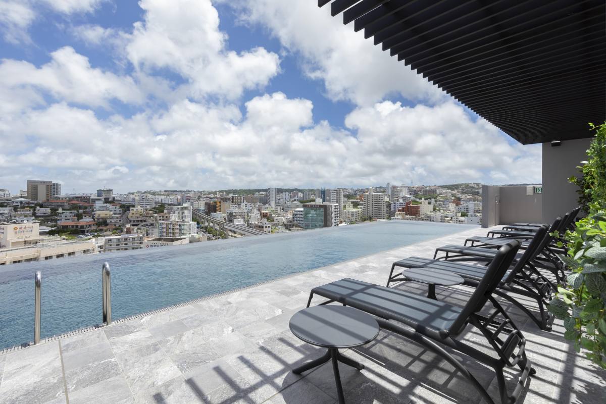 沖繩住宿｜Hewitt Resort Naha 那霸休伊特渡假飯店帶無邊際泳池、早餐好吃