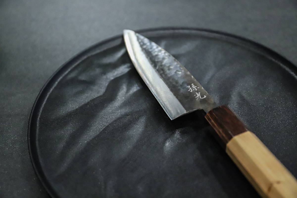 日本工藝品｜石川縣能登ふくべ鍛冶「心舞」廚刀開箱：切生魚片、切肉都銳利！