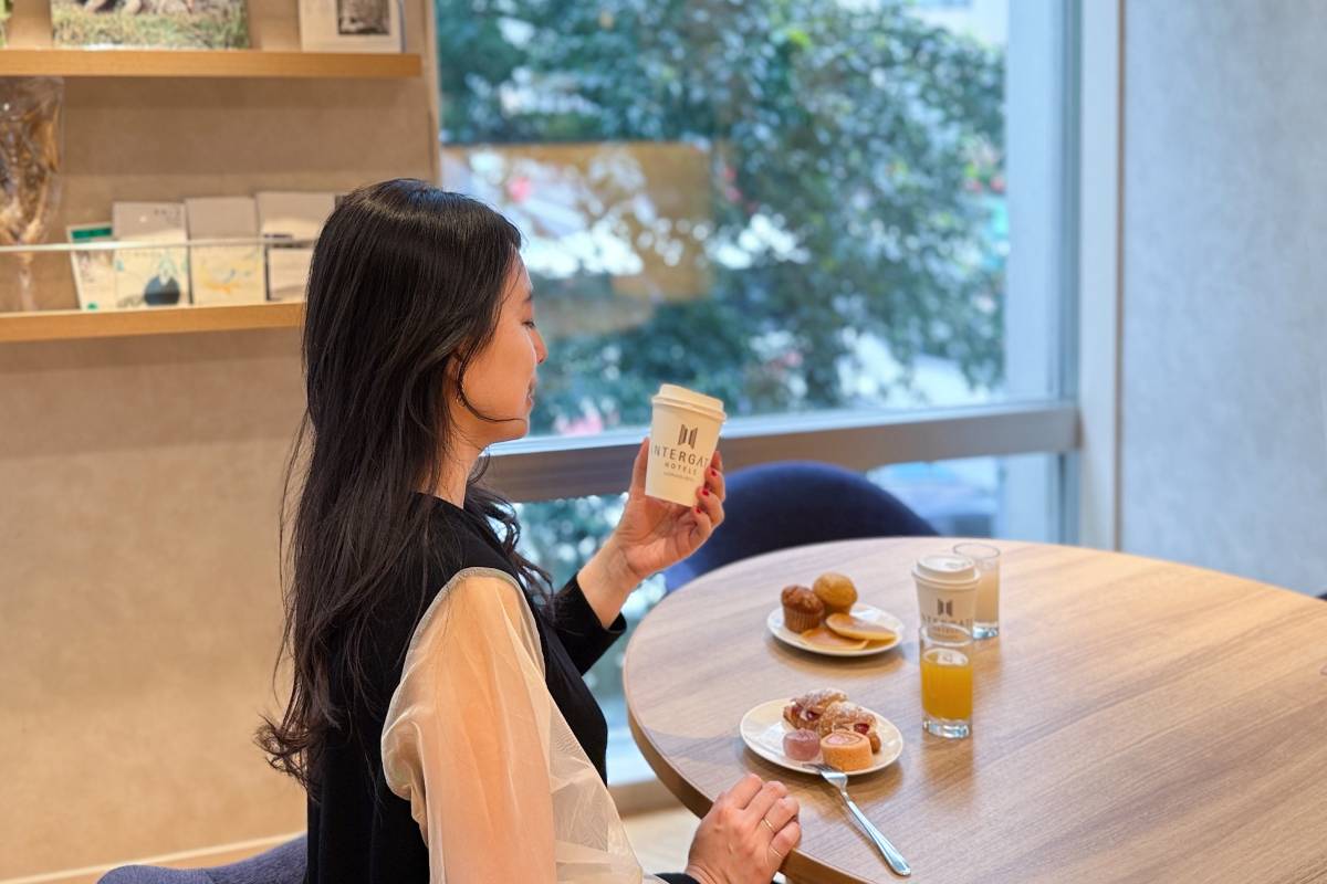 東京住宿｜附茶泡飯宵夜！「東京京橋穎特飯店」開箱：5 時段 Lounge，下樓就是超商